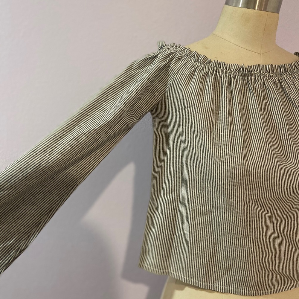 Brandy Melville adorable top
